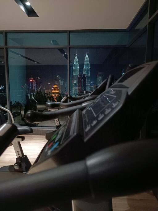 Apartment Cls 16b Klcc Balcony View