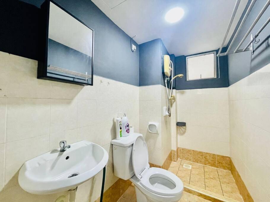 8 Pax Near Axiata Arena & Pavilion 2 Apartment Kuala Lumpur