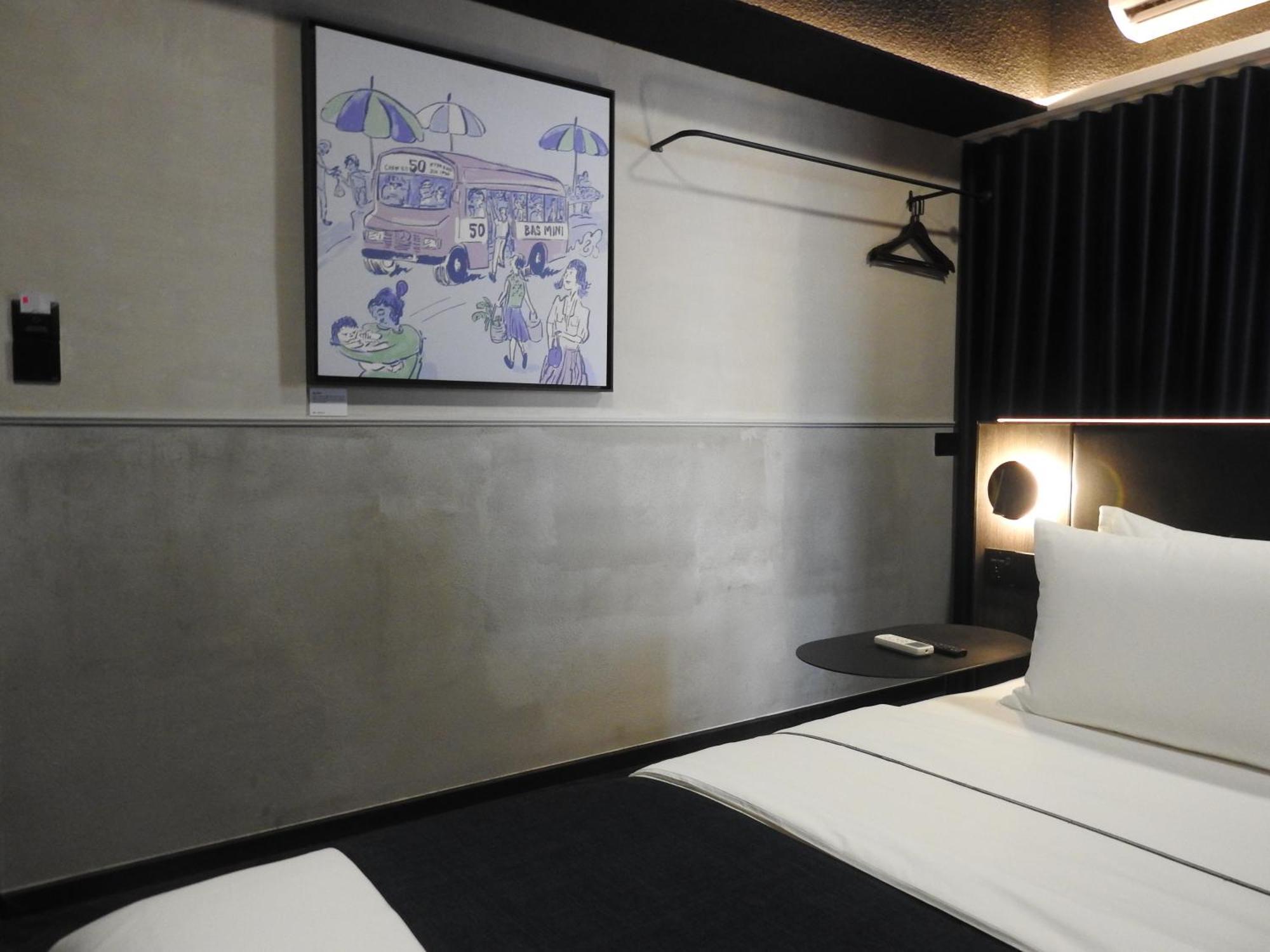 B Hotel