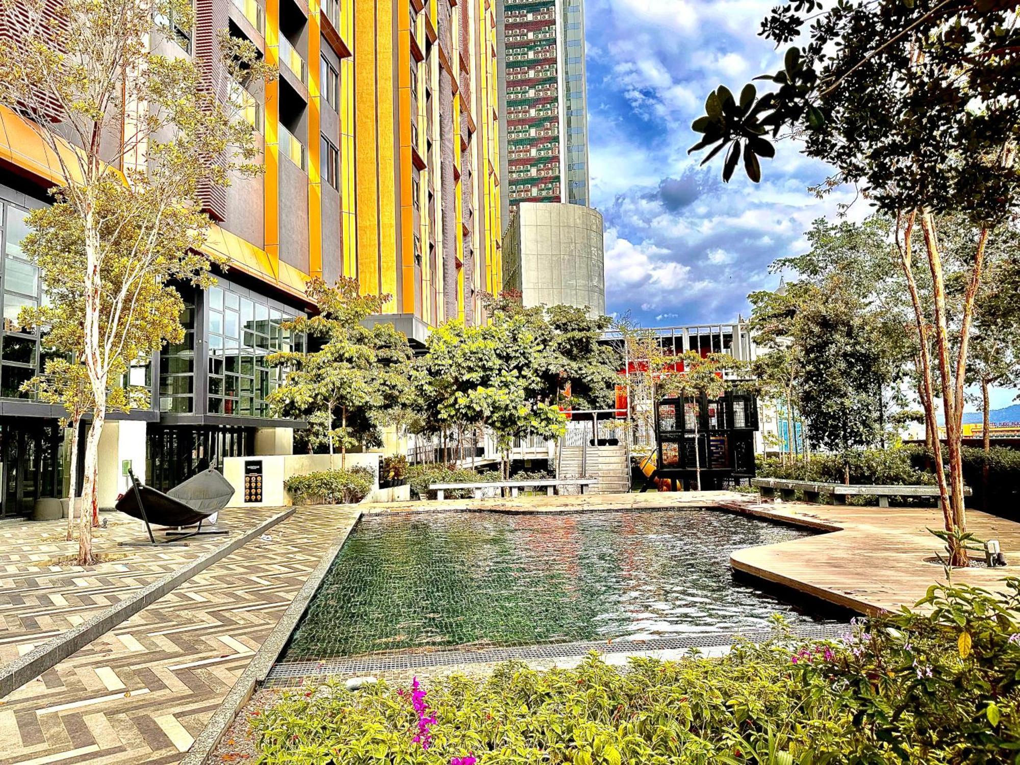 Apartemen Lucentia By Moonlight Park