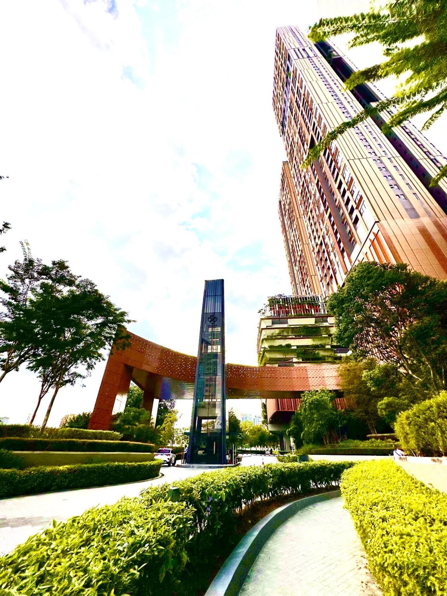 Apartemen Lucentia By Moonlight Park *