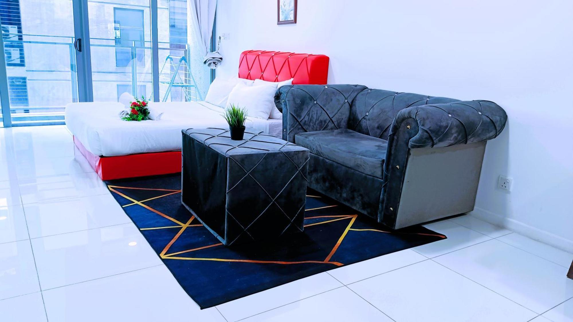 Summer By Bukit Nanas Apartemen