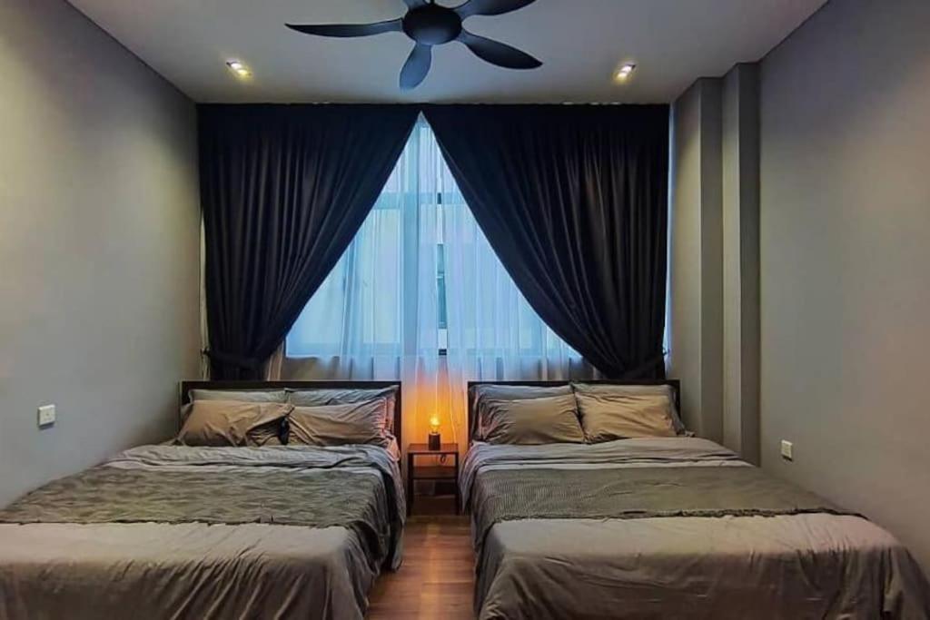 Apartment Premium Darkdesign 6pax In Desa Parkcity Wifitvbox *