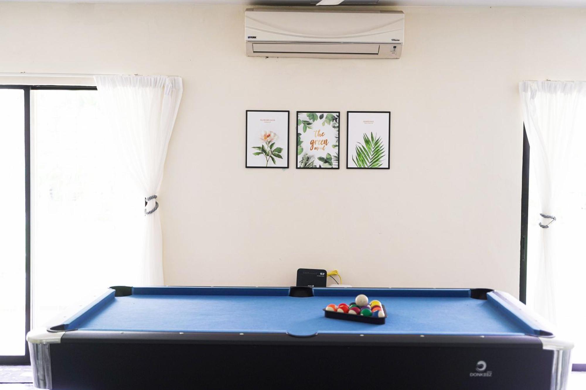 30 Pax Oug Bungalow With Swimming Pool Kuala Lumpur