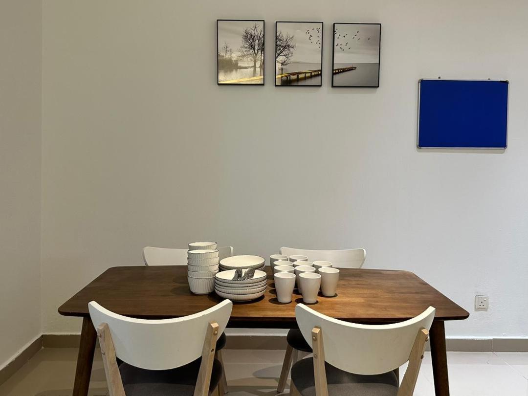 Modern 12pax @farenheit 88 Apartment *