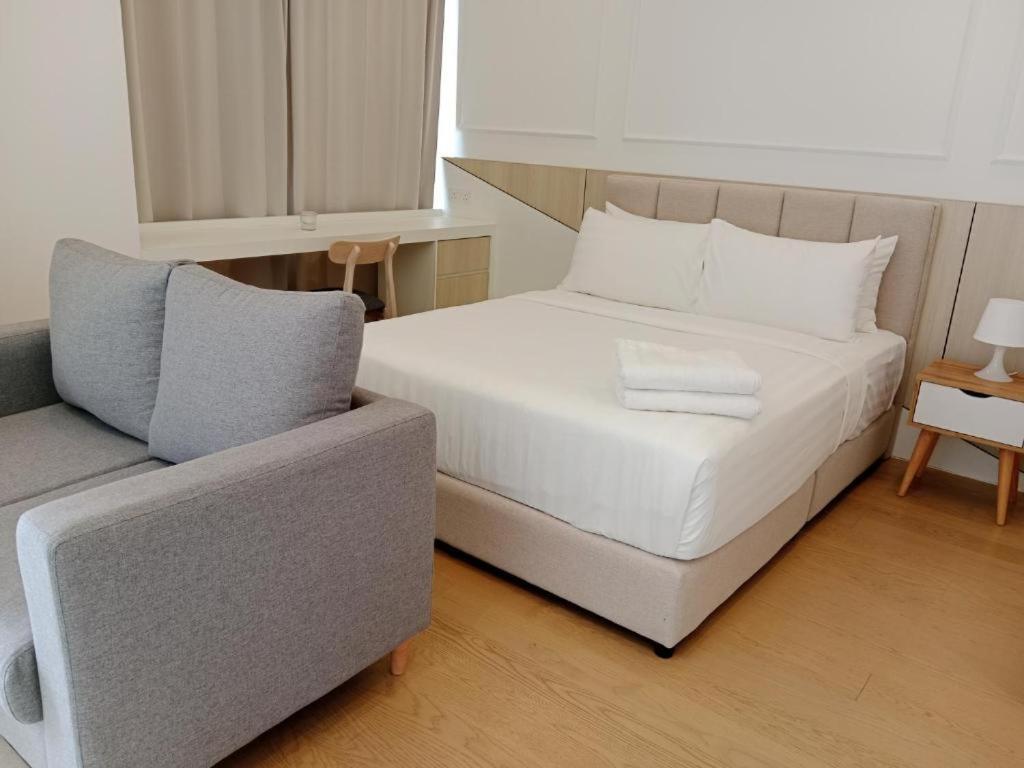 Apartemen Lucentia By Moonlight Park *