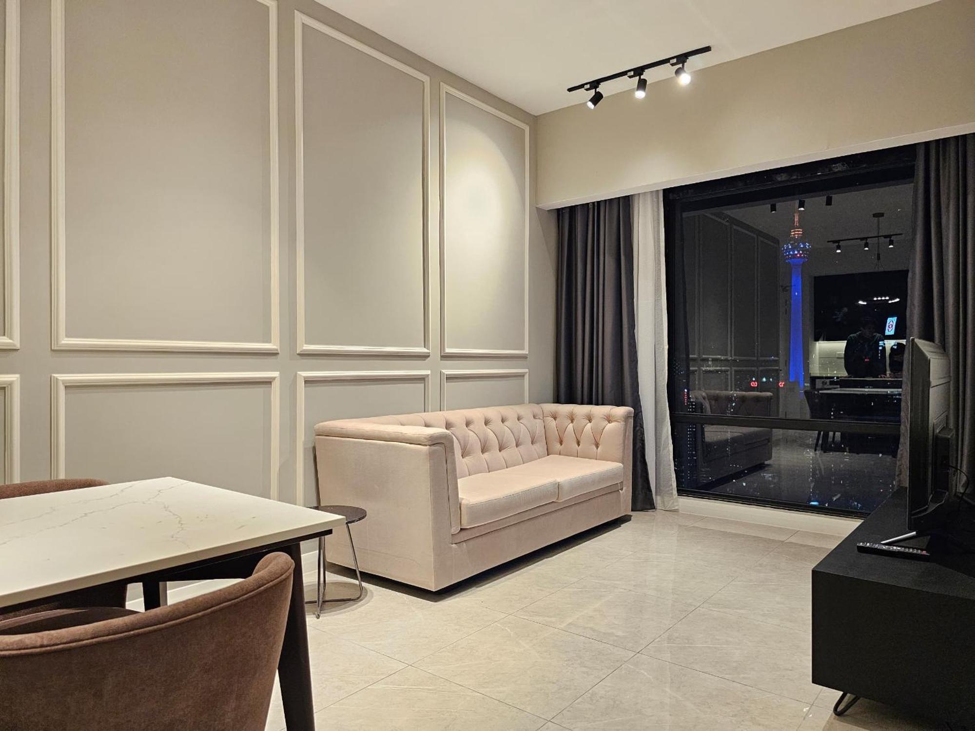 1 Min To Pavilion Bukit Bintang Luna Apartment