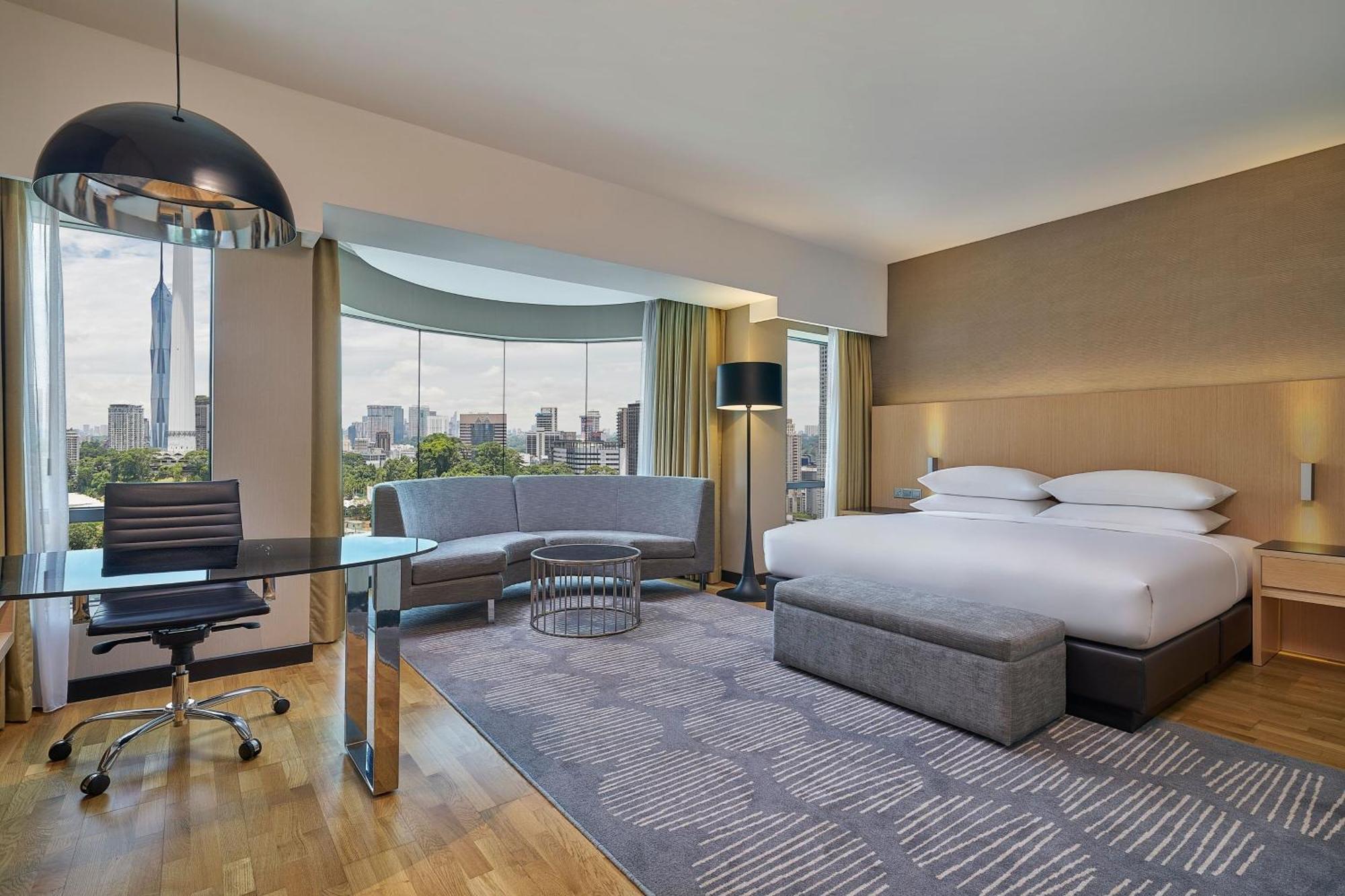 Renaissance & Convention Centre 5* Kuala Lumpur