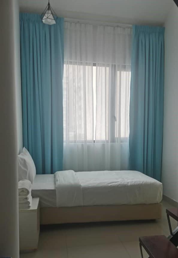 Yy48 2 Mins Walk From Masjid Jamek Lrt Station