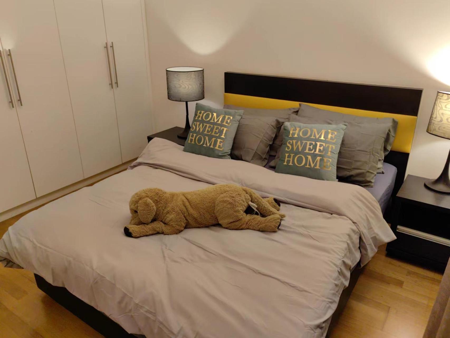 703 Klcc 5 Minutes To Alor Street Ceylon Pavilion 3 For 10 Pax Apartment *