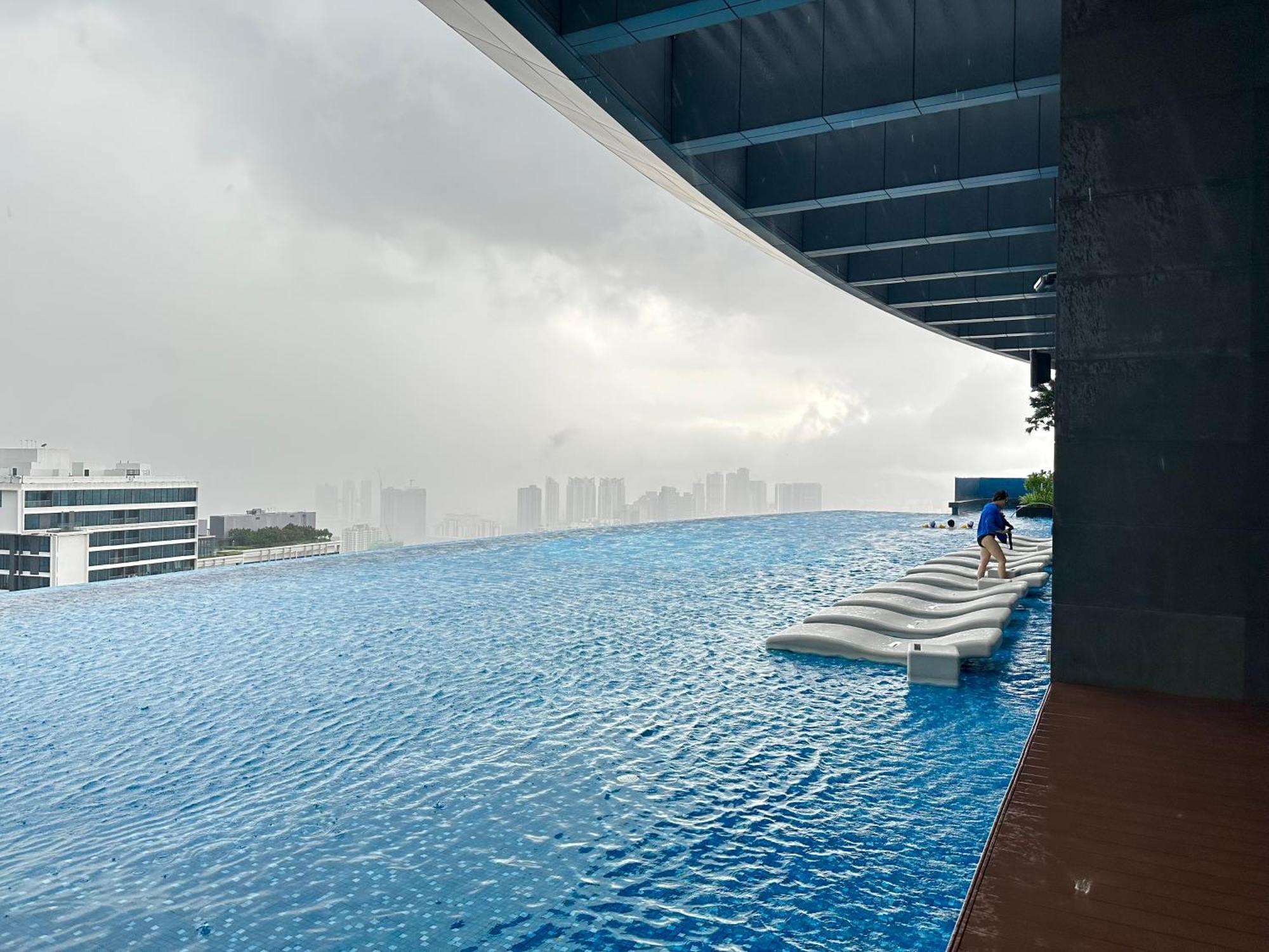 Pangsapuri Crystal Suites At Eaton, Klcc Kuala Lumpur