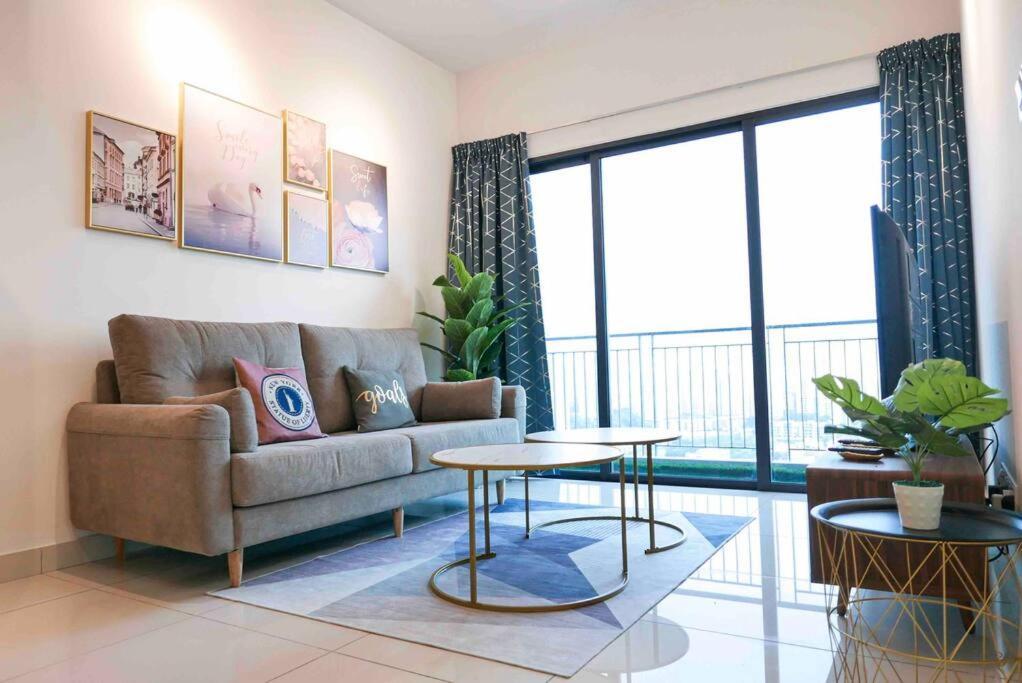 Bukit Jalil Cozy Place 5~7pax * Kuala Lumpur