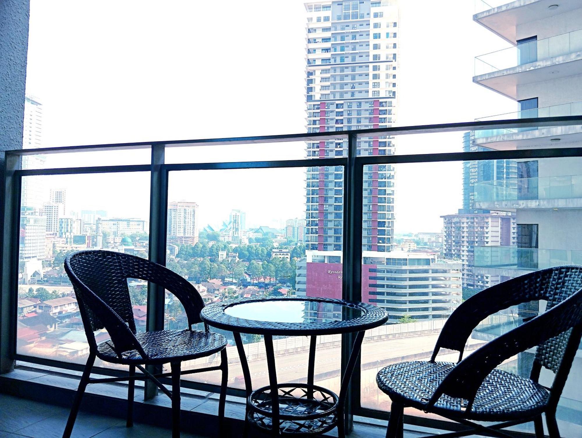 The Summer At Kualalumpur *