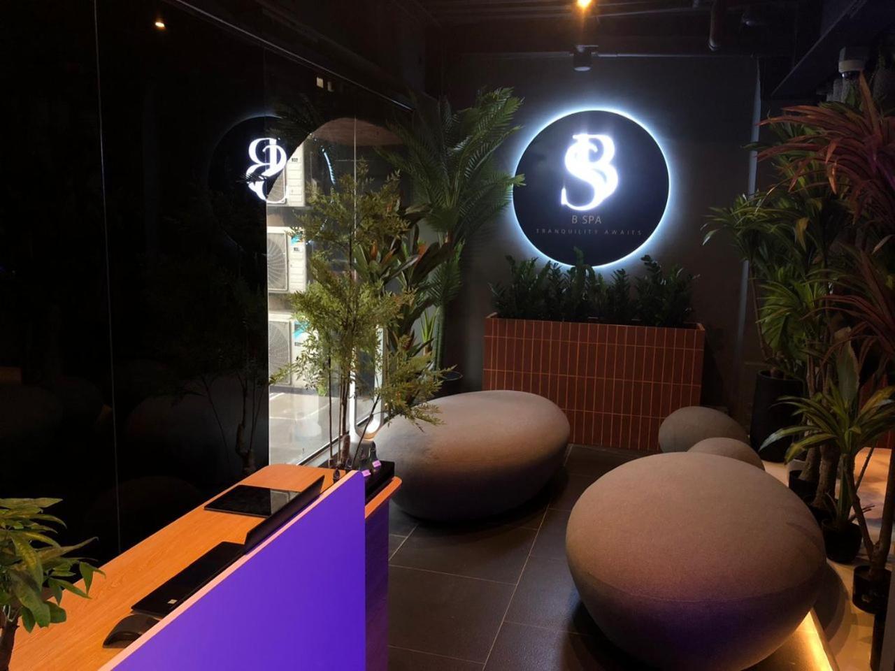 B Hotel 3*