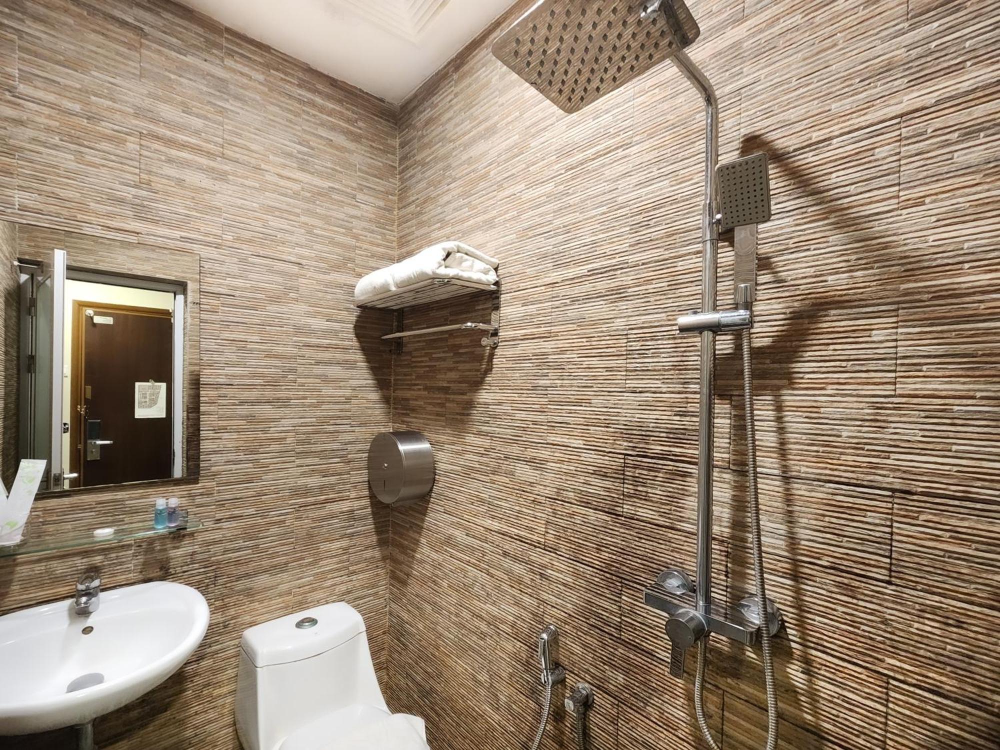 Izumi Bukit Bintang Khách sạn