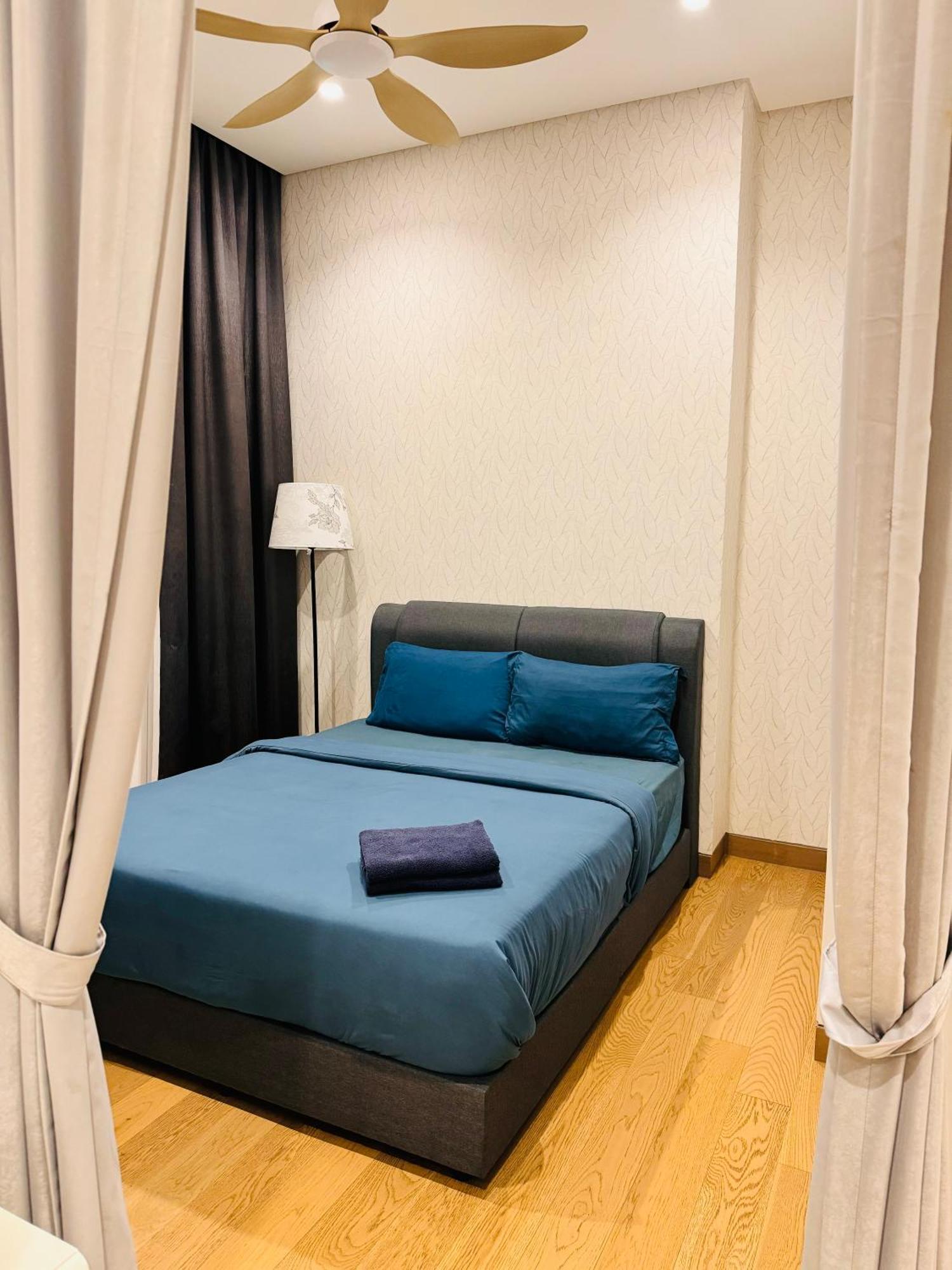 Lucentia By Lalaport Apartment