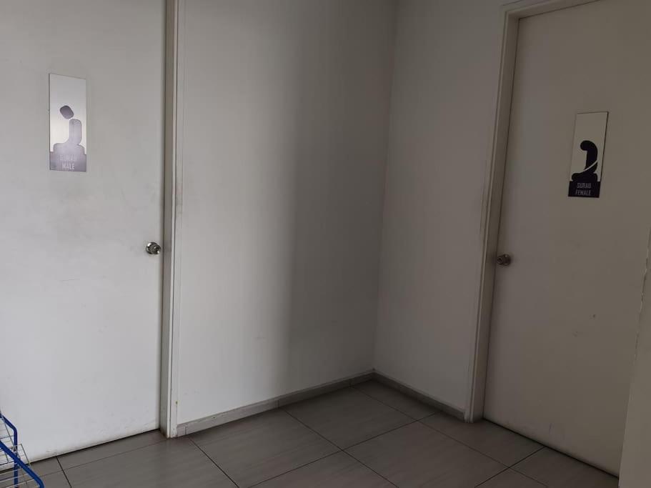 Apartamento The Robertson R9 Walk To Jalan Alor Street Bukit Bintang Pavilion 7 Pax 2r1b *