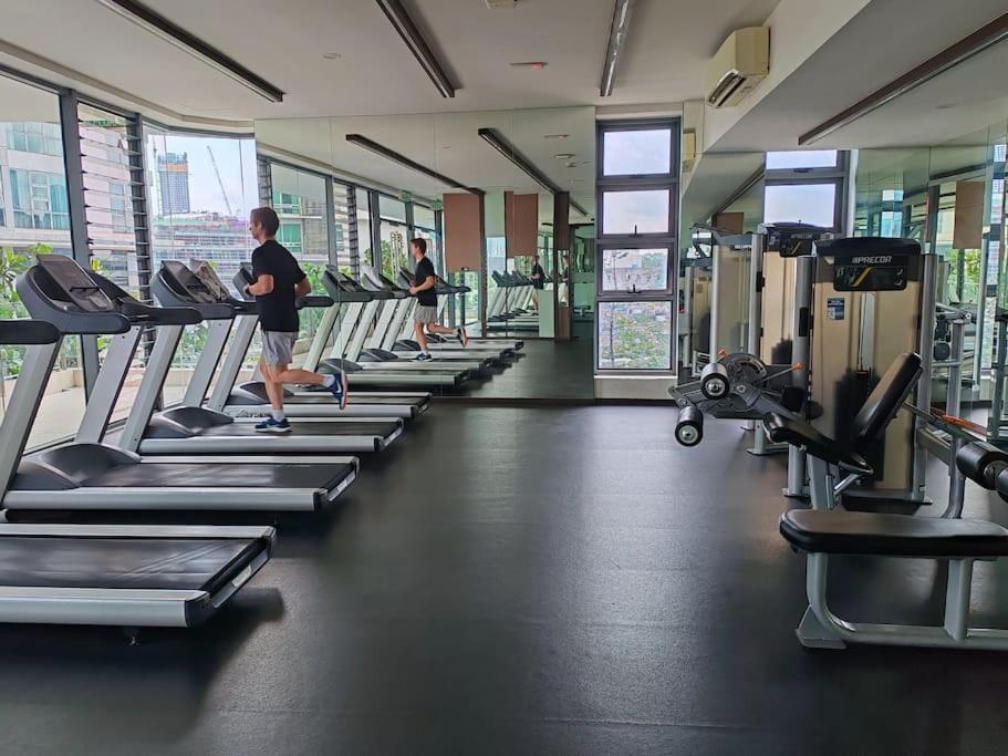 The Robertson R9 Walk To Jalan Alor Street Bukit Bintang Pavilion 7 Pax 2r1b Kuala Lumpur