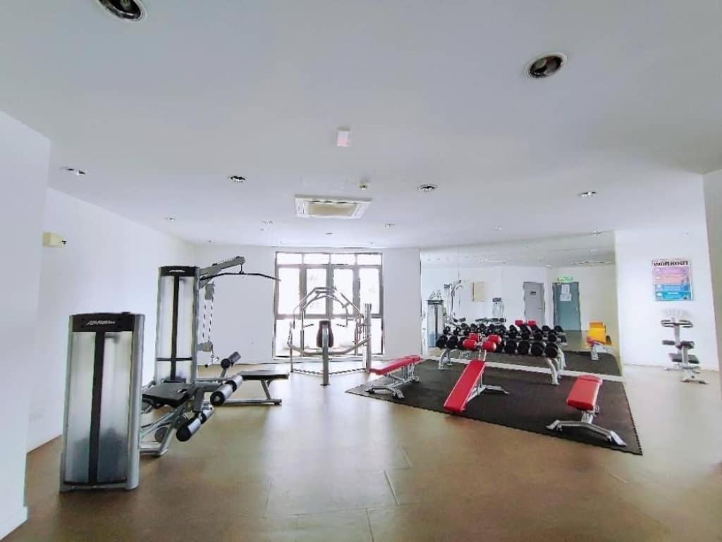 Mid Valley Nearby Double 2suite 4-6pax * Kuala Lumpur