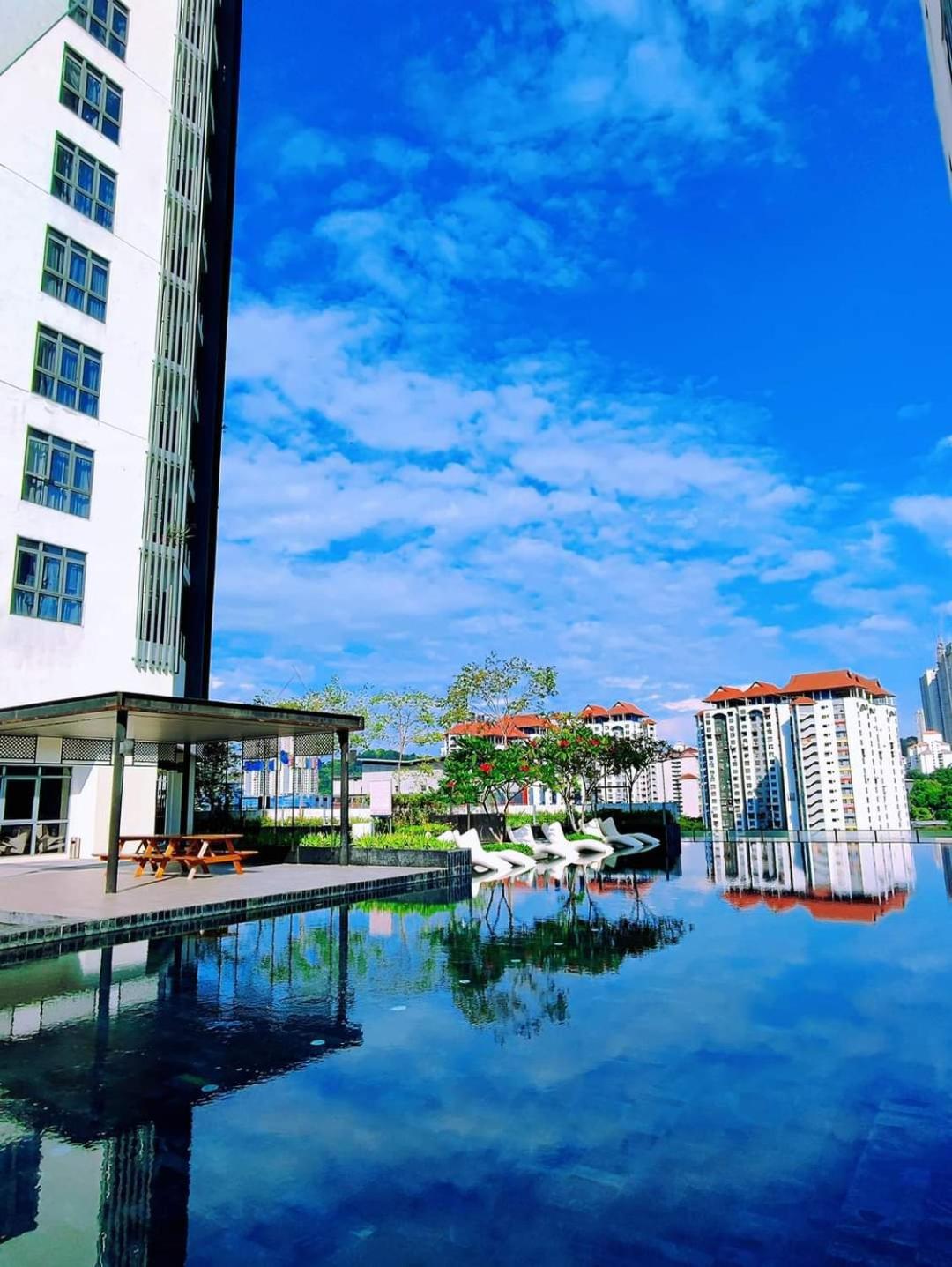 Mid Valley Nearby Double 2suite 4-6pax * Kuala Lumpur