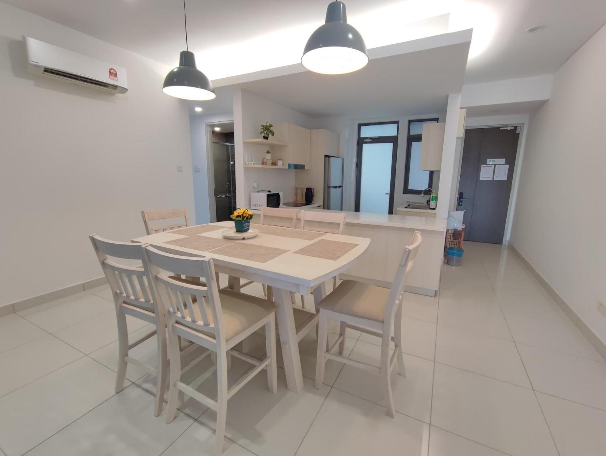 Mid Valley Nearby Double 2suite 4-6pax Kuala Lumpur