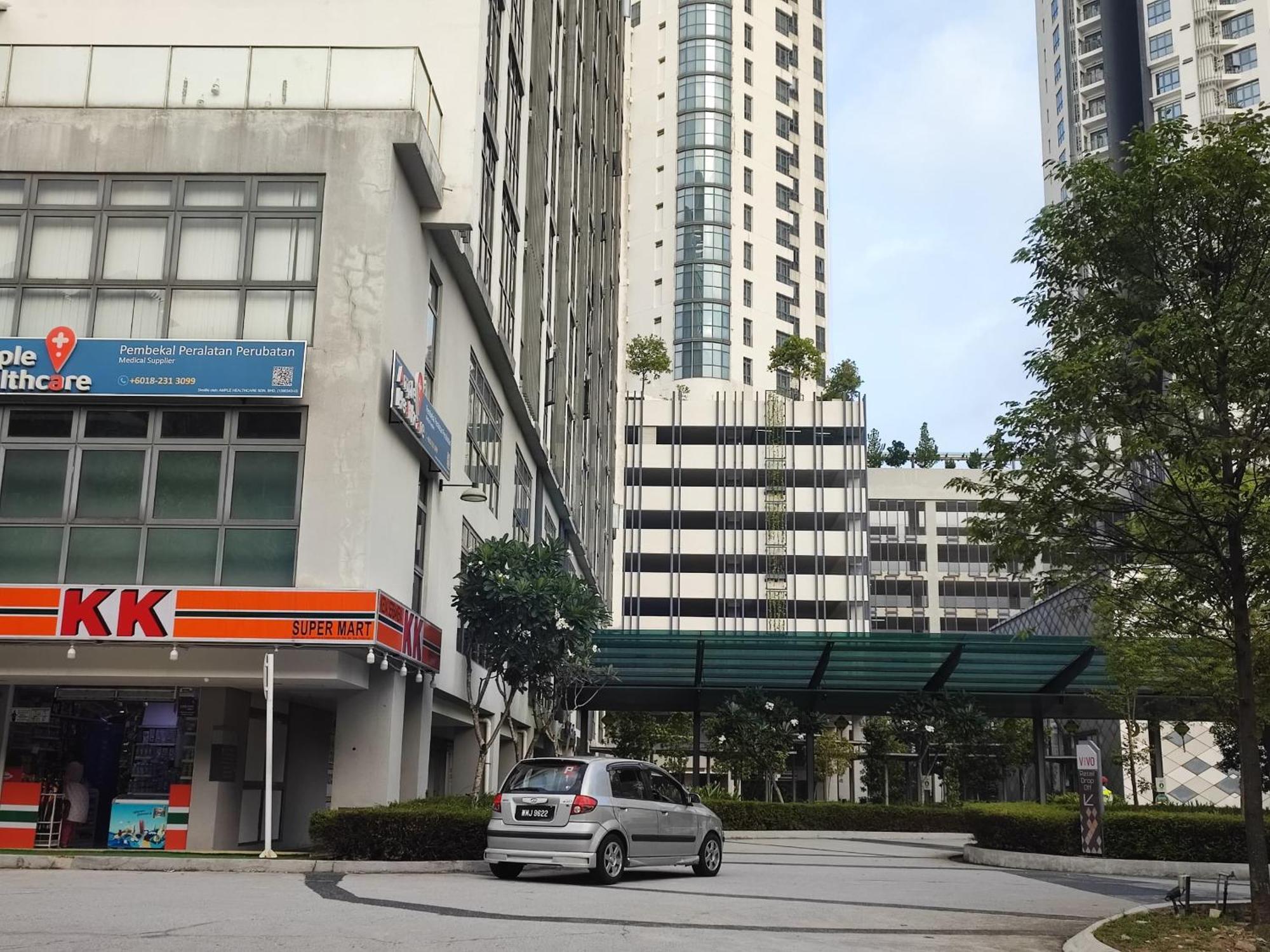 Mid Valley Nearby Double 2suite 4-6pax Homestay *