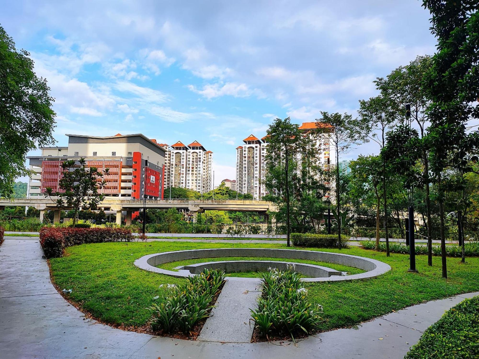 Homestay Mid Valley Nearby Double 2suite 4-6pax *