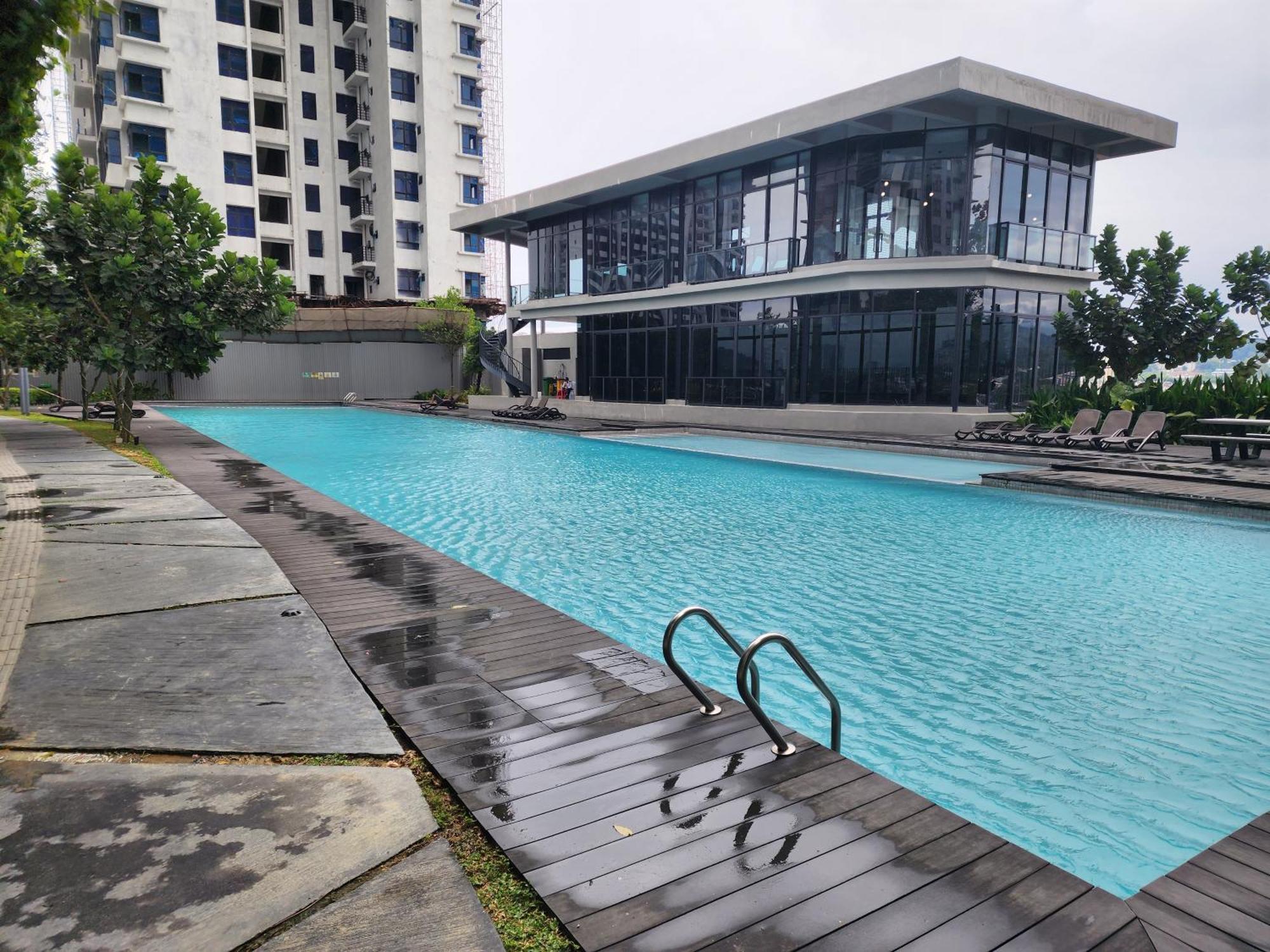 Astoria,4r3b,4kmtoklcc,1505sf,bigbalcony,newcondo,bathtub,nicefacilities