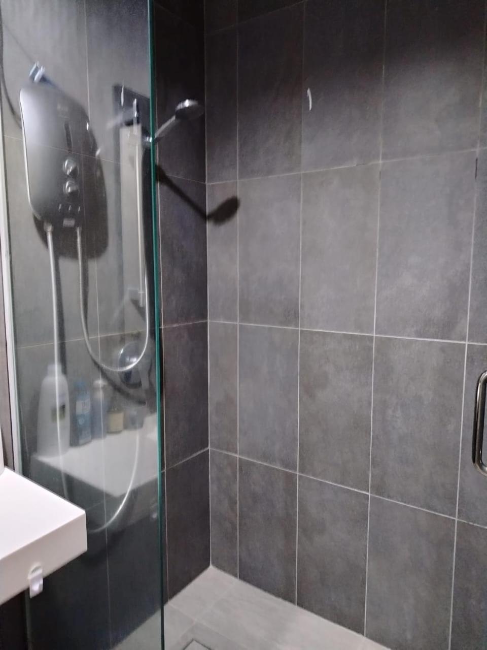 Astoria,4r3b,4kmtoklcc,1505sf,bigbalcony,newcondo,bathtub,nicefacilities Kuala Lumpur