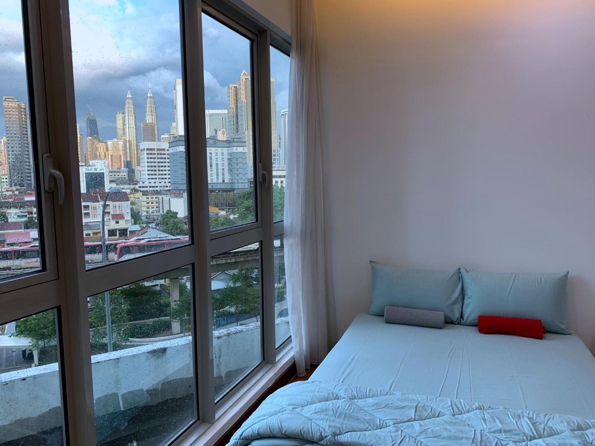 Klcc View Luxury & Klcc View Sky Pool At Regalia Apartment Kuala Lumpur