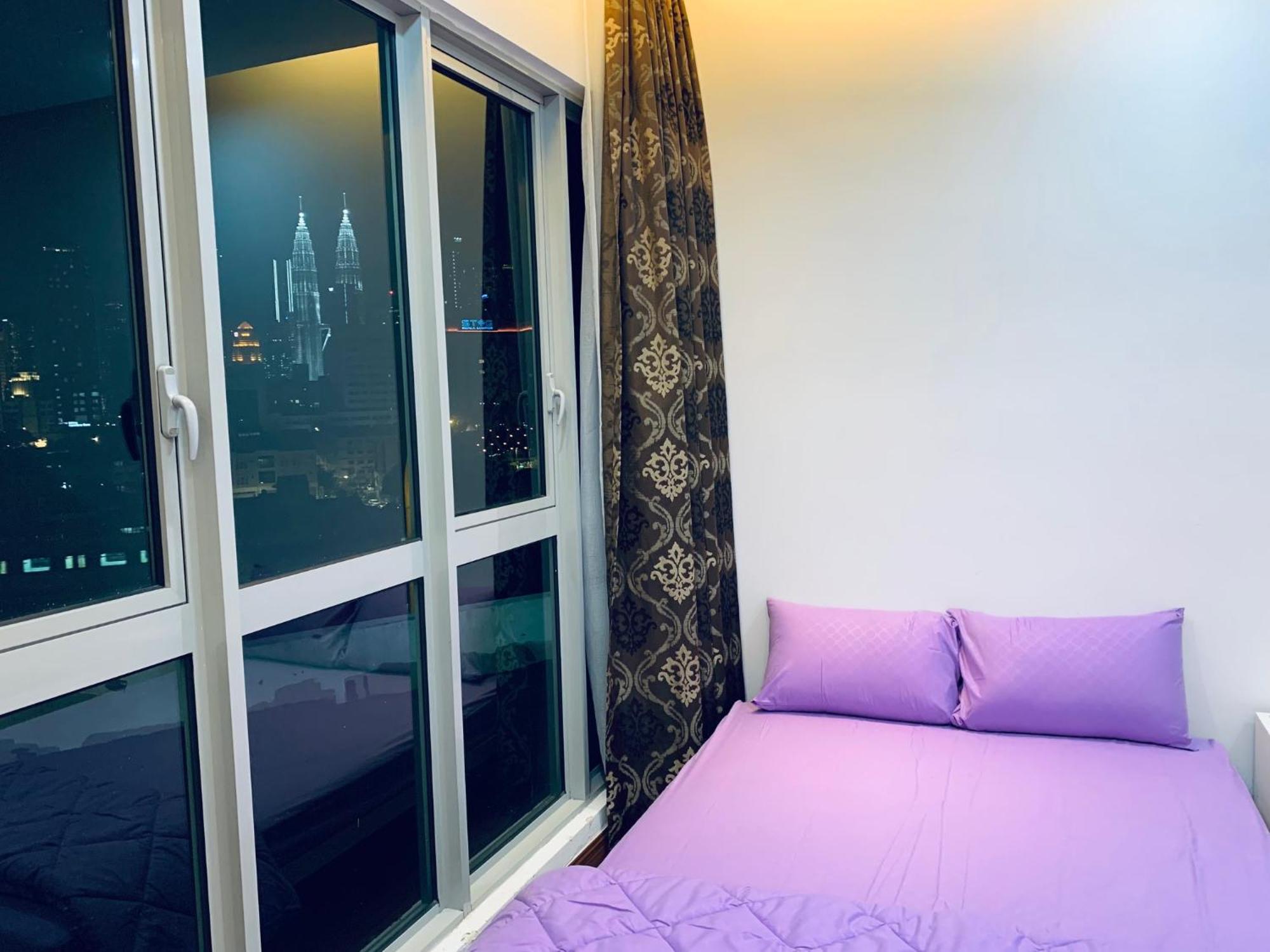 Klcc View Luxury & Klcc View Sky Pool At Regalia Apartment Kuala Lumpur