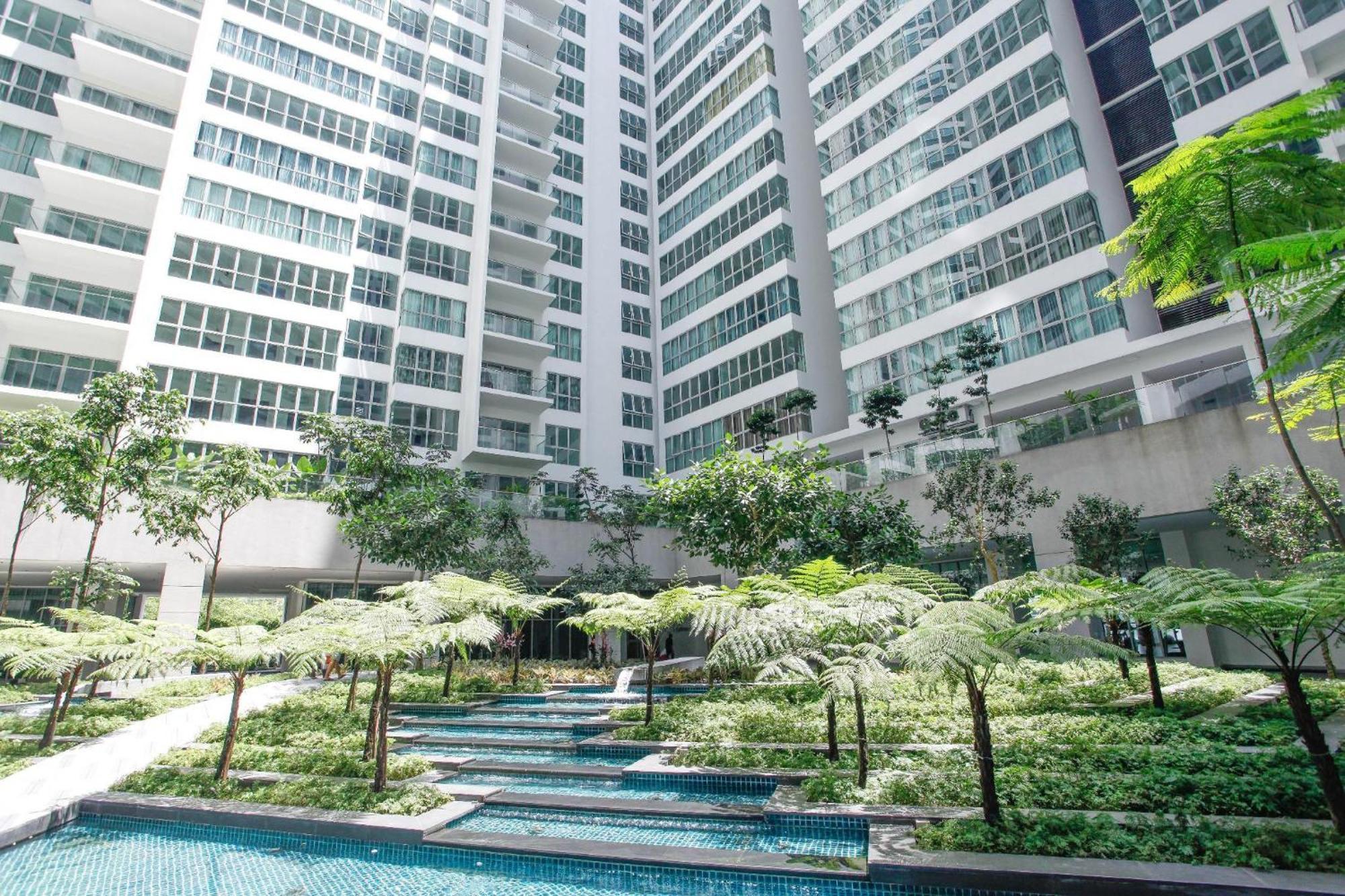 Klcc View Luxury & Klcc View Sky Pool At Regalia Apartment Kuala Lumpur