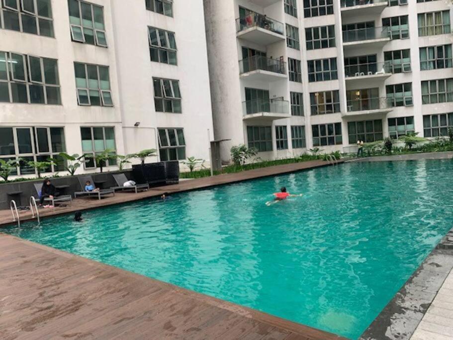 Klcc View Luxury & Klcc View Sky Pool At Regalia Apartment Kuala Lumpur