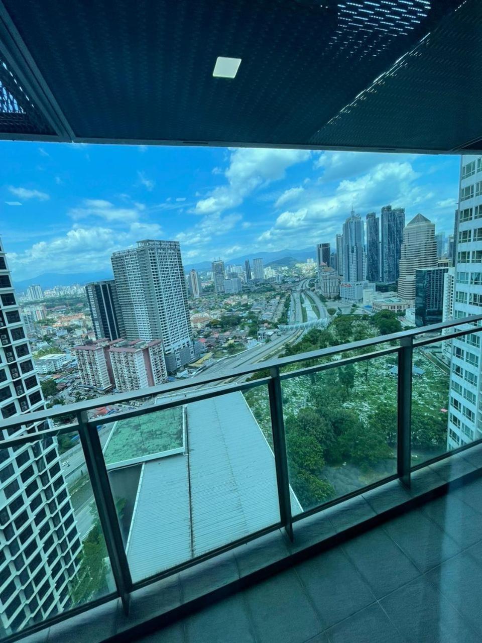 Summer Klcc By Apartment