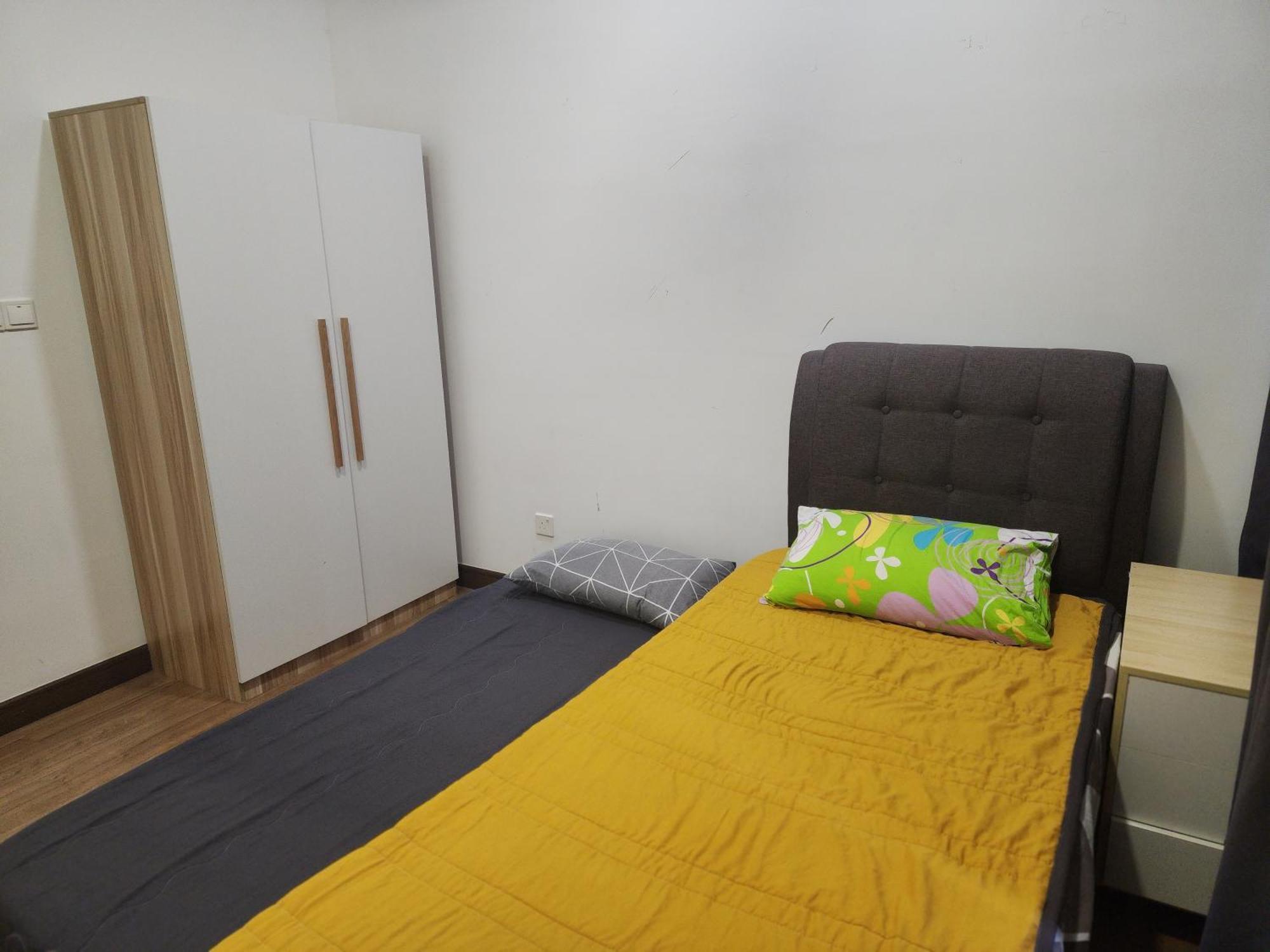 Astoria,4r3b,4kmtoklcc,1505sf,bigbalcony,newcondo,bathtub,nicefacilities *