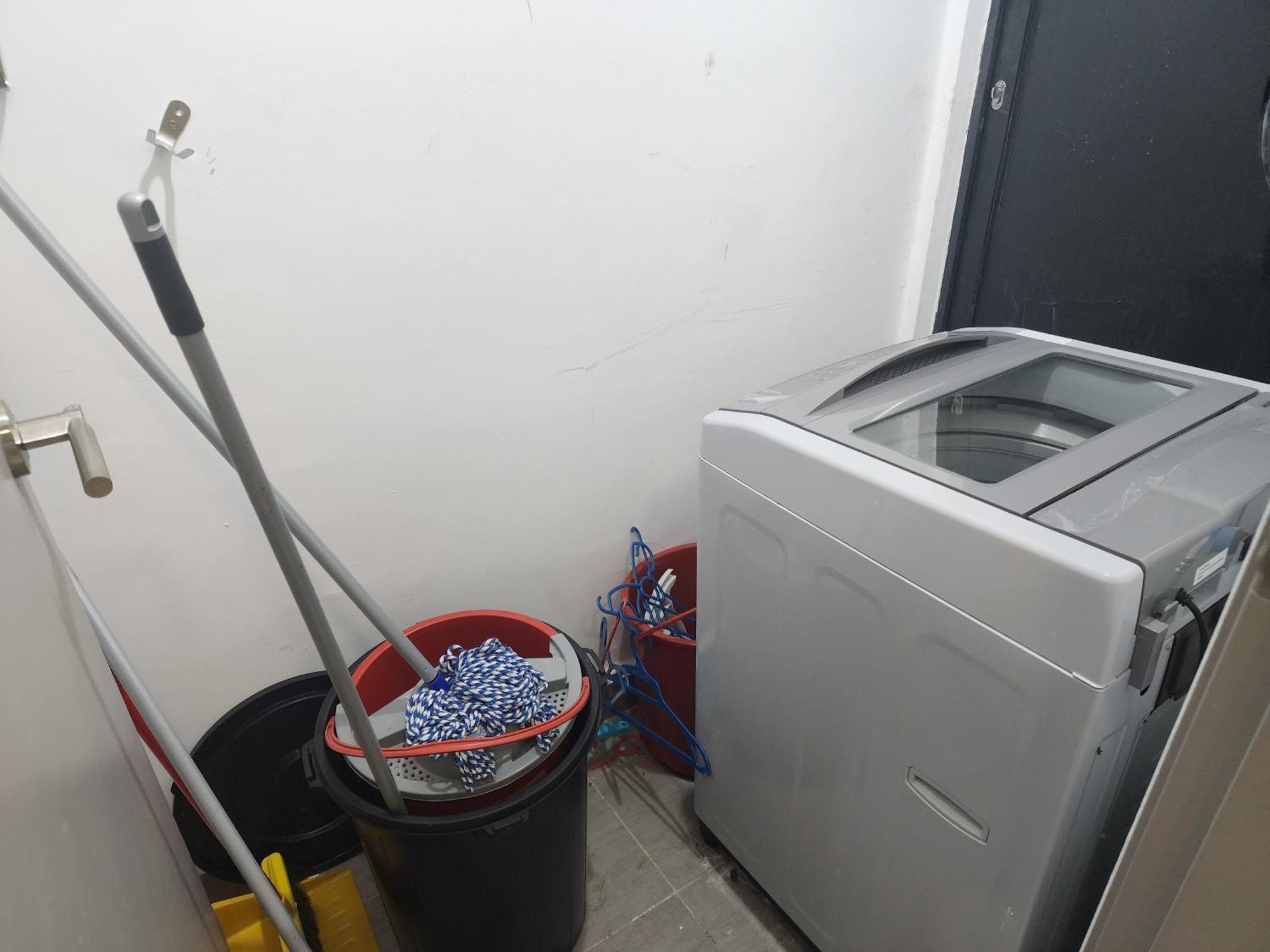 Apartment Astoria,4r3b,4kmtoklcc,1505sf,bigbalcony,newcondo,bathtub,nicefacilities