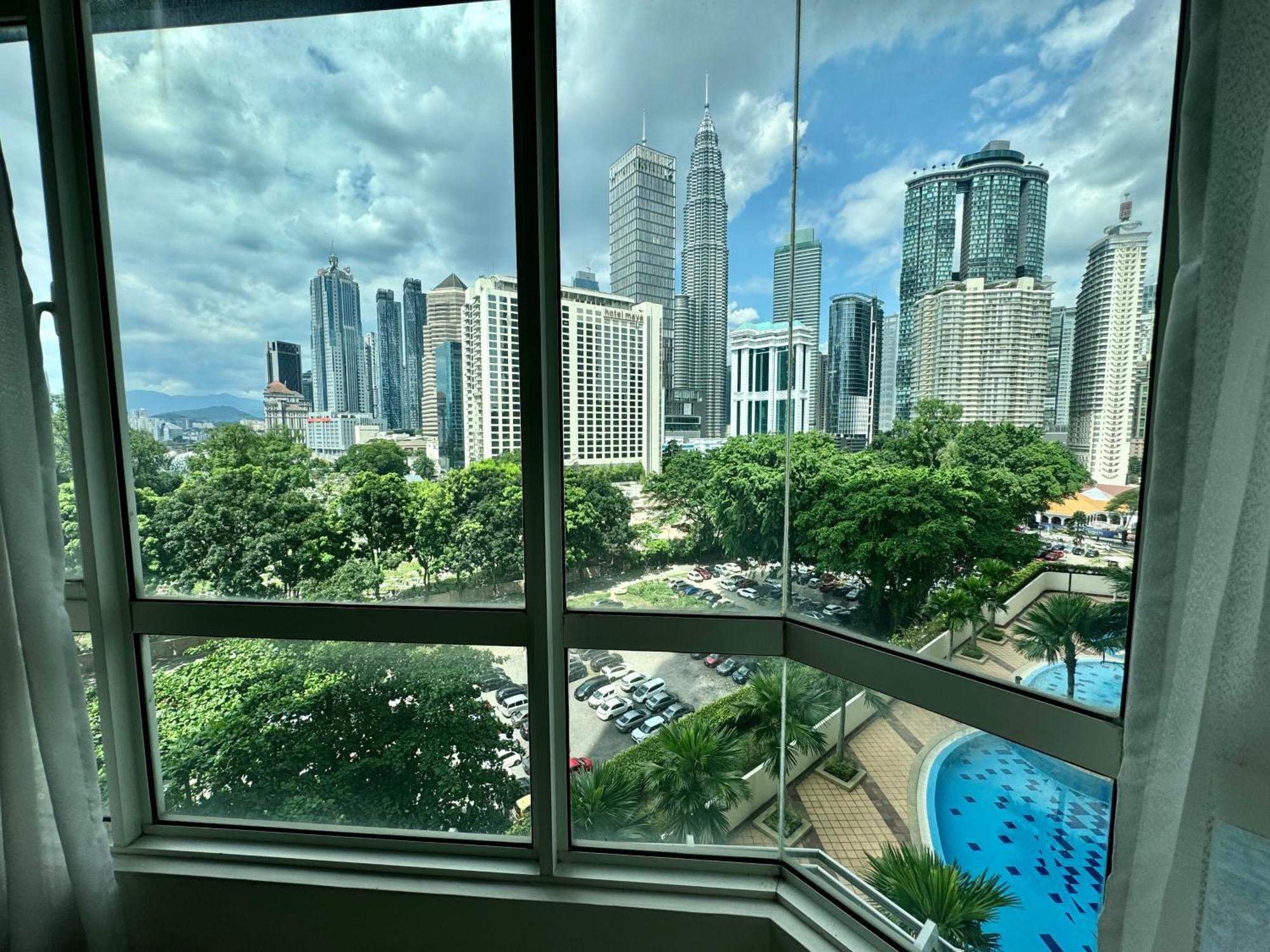 Habibi Klcc Hostel *