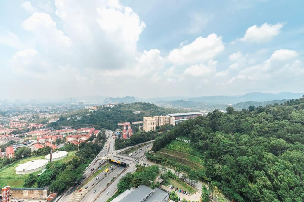 Kl East Mall-theridge-ps4-netflix-forest View *