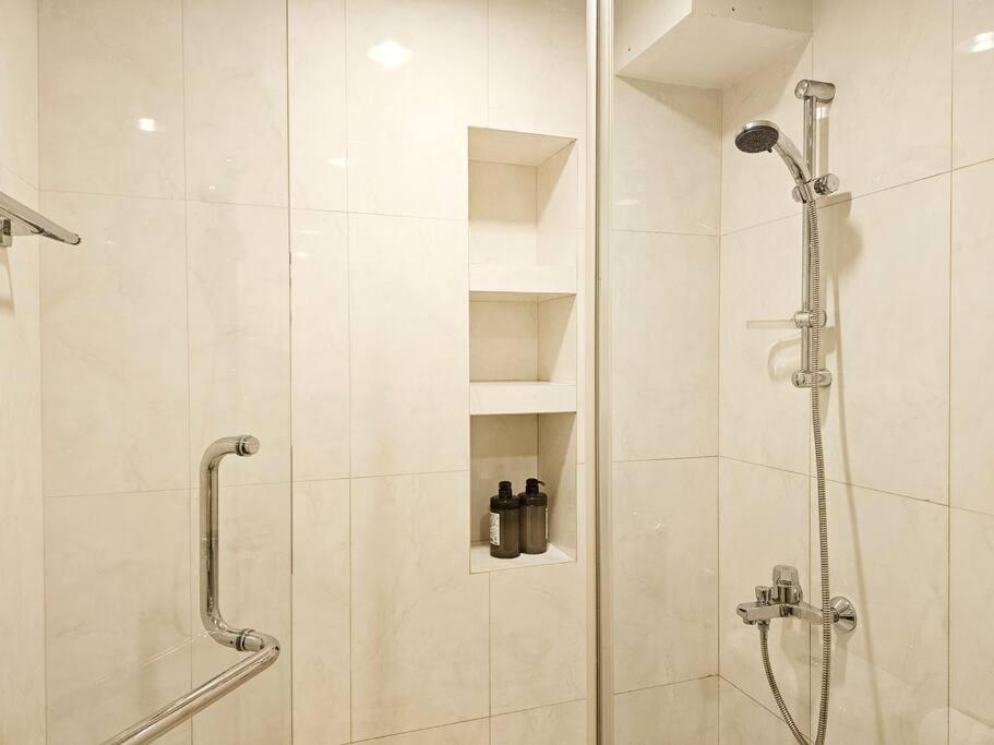 Fahrenheit Bukit Bintang Big Group 13pax Family Apartment *