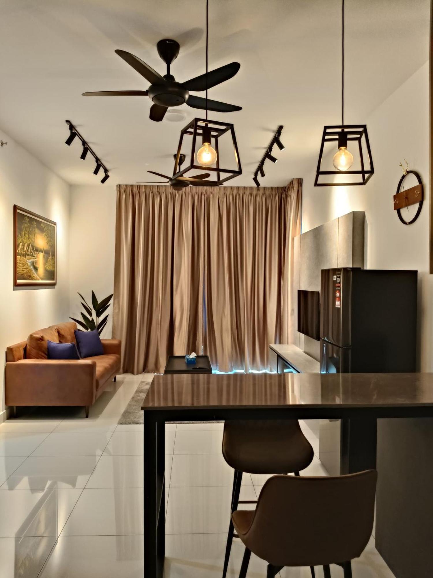 2br Centre Montkiara 4px 500mbps Kuala Lumpur