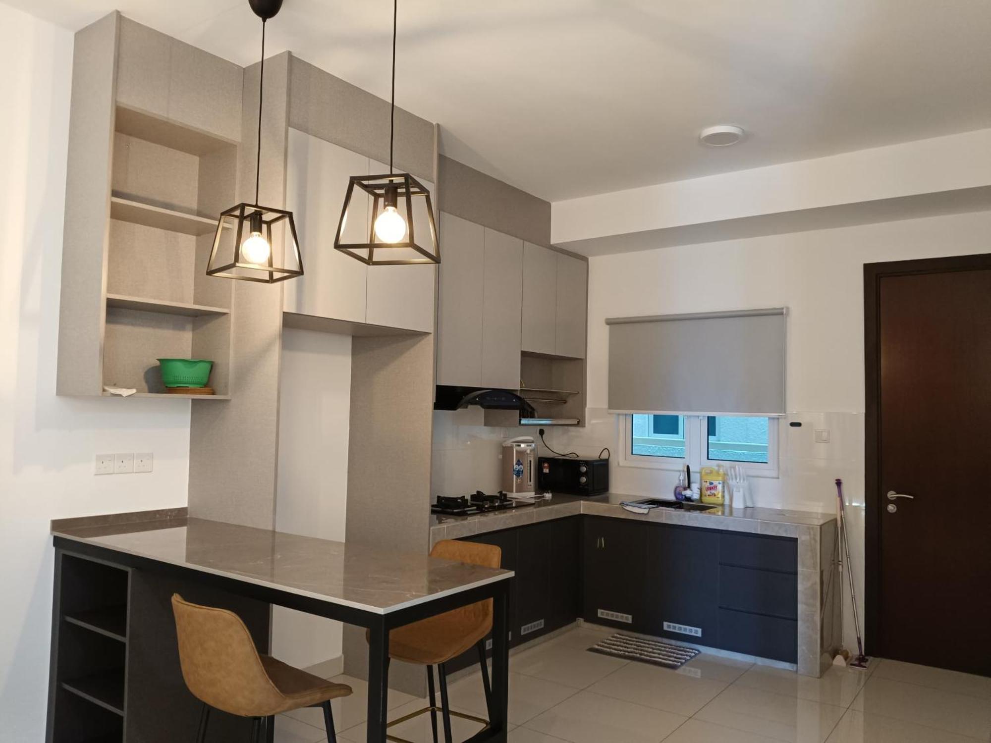 2br Centre Montkiara 4px 500mbps Apartment