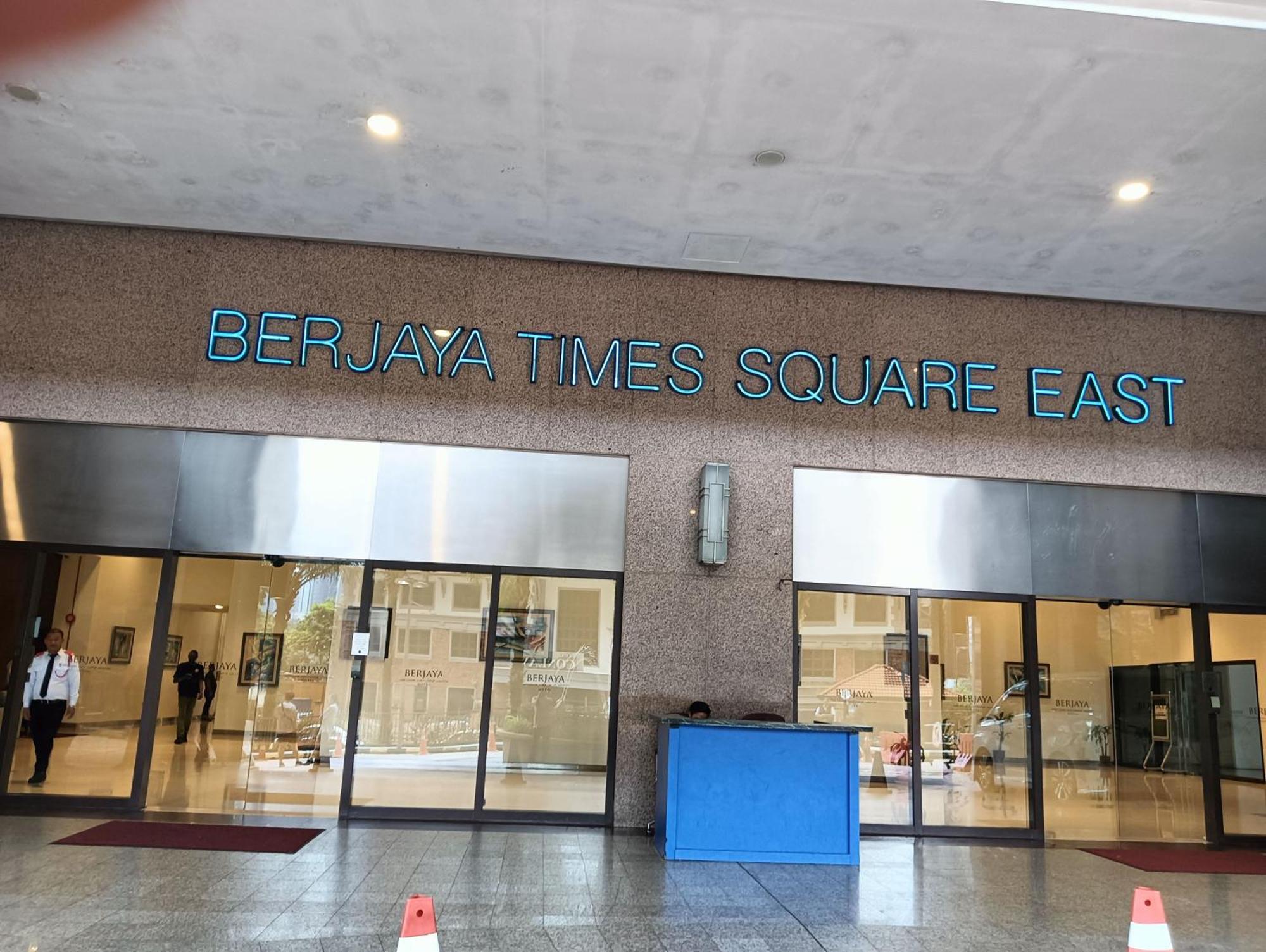 Times Square Service At Kualalumpur Apartamento *