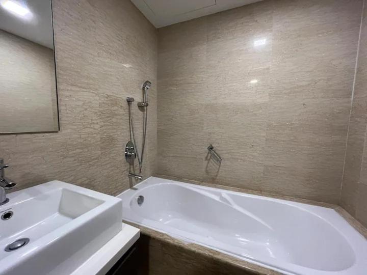 Regalia Resident By Great Apartemen *