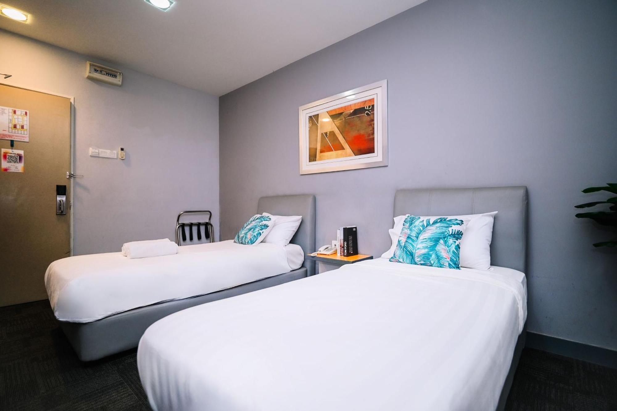 Swing & Pillows - Kl Sg Besi Formerly Known As U Pac