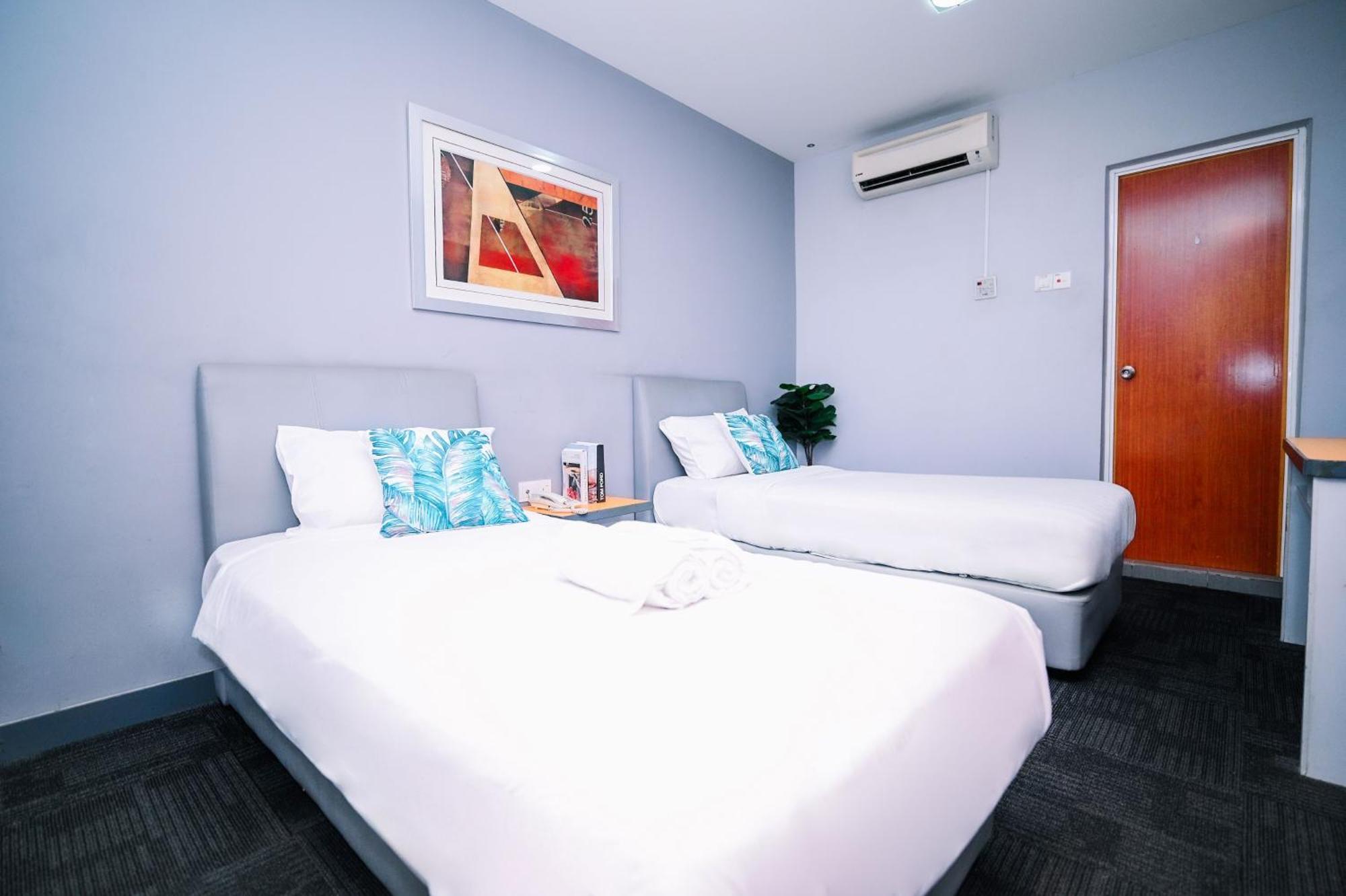 Swing & Pillows - Kl Sg Besi Formerly Known As U Pac Hotel