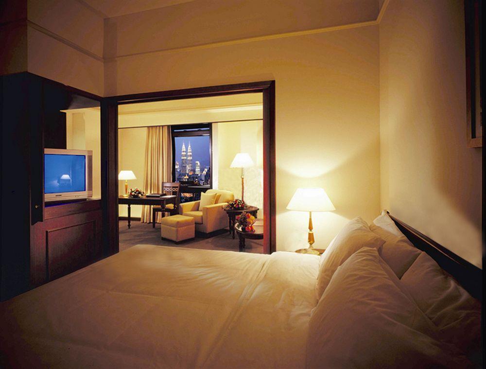 Excellent Service At Times Square 4*