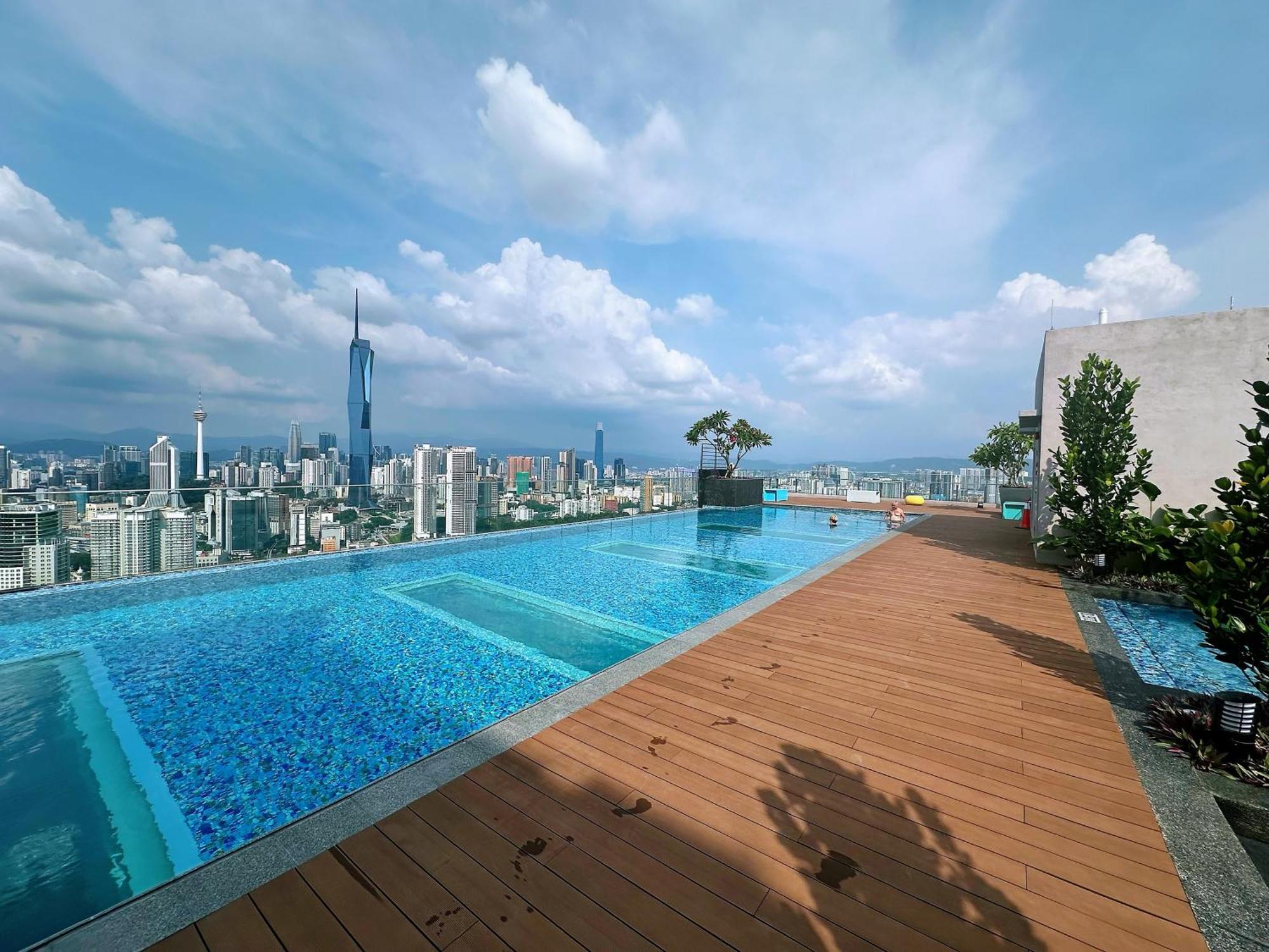 Pangsapuri Kl Sentral Monorail 4 Pax Kuala Lumpur, Sky Pool Family Merdeka 118 View Kuala Lumpur