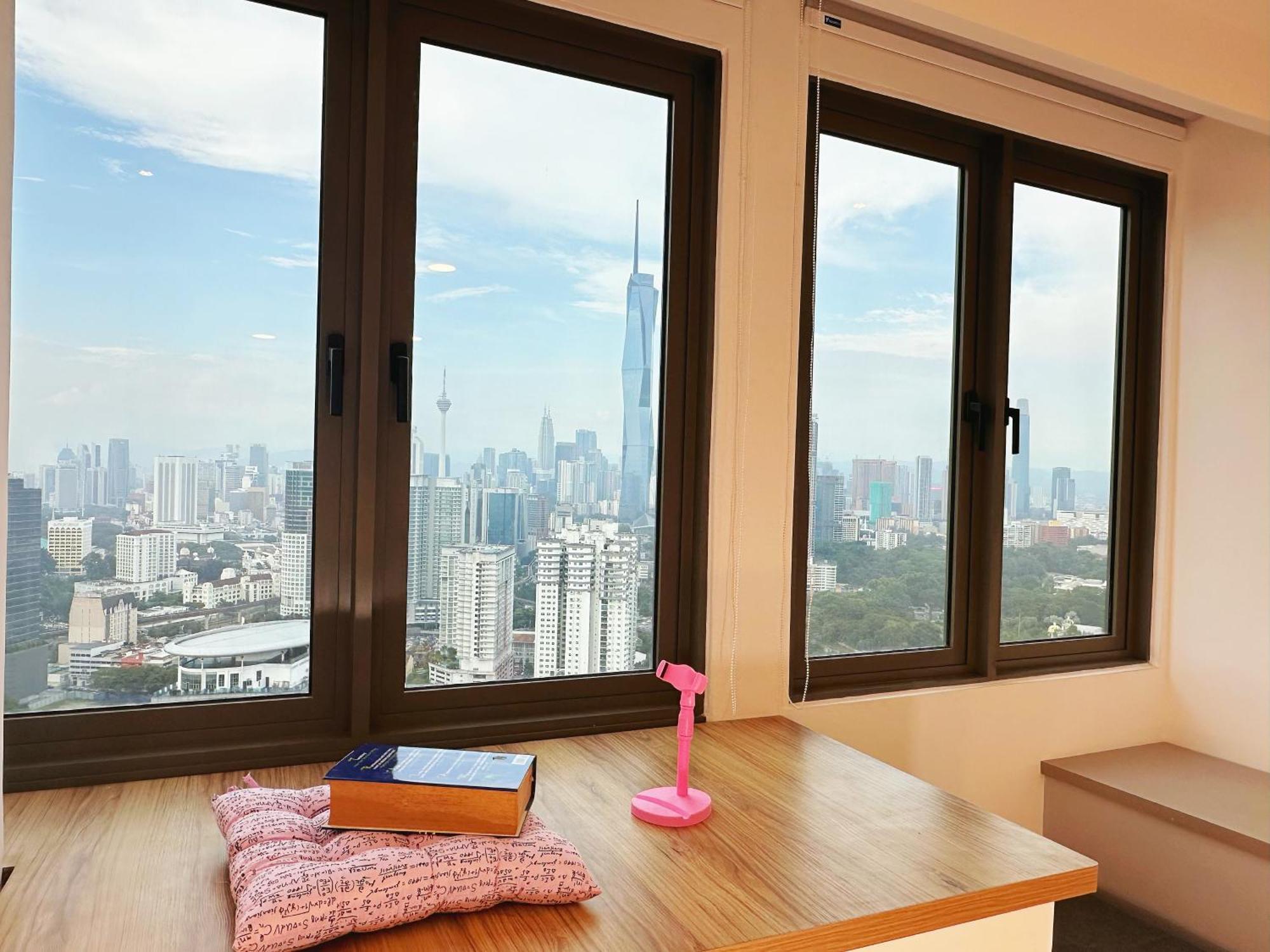Kl Sentral Monorail 4 Pax Kuala Lumpur, Sky Pool Family Merdeka 118 View Pangsapuri *