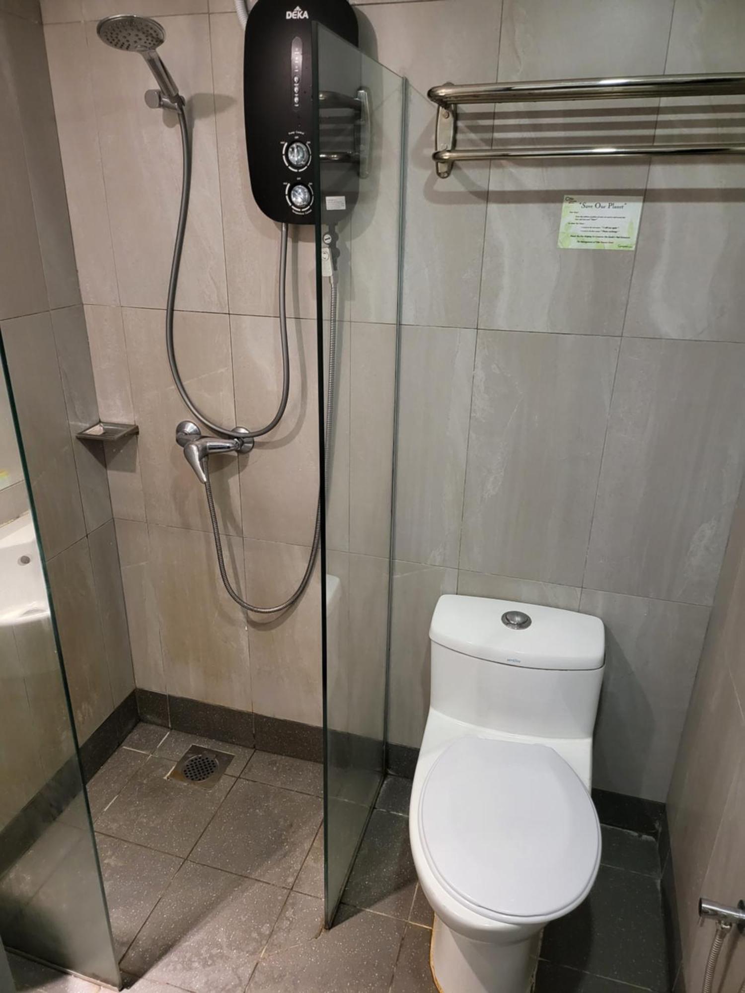 Khách sạn Avaria Kl 3*
