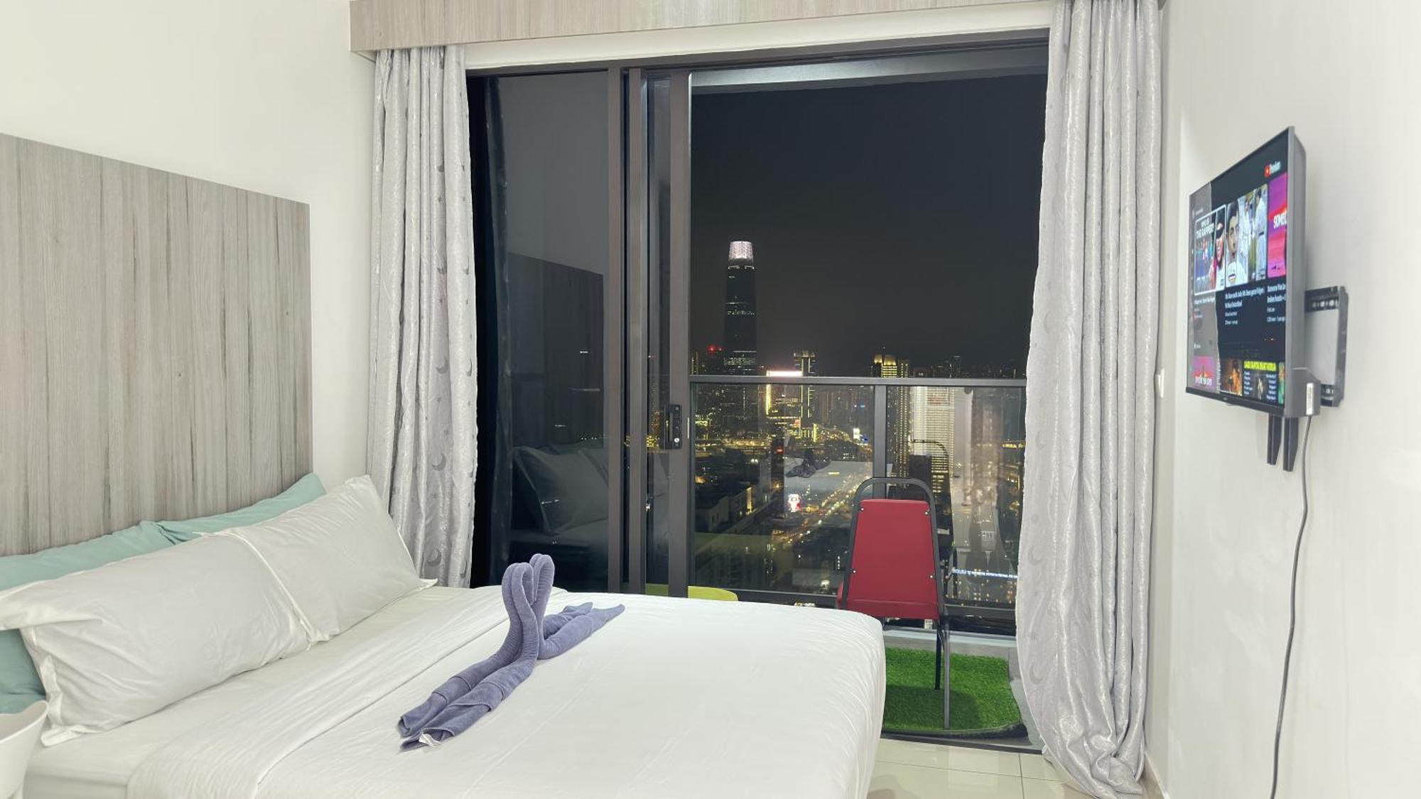 Apartment Luxury With Balcony *